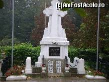 [P07] Radauti - Monument ridicat in cinstea eroilor cazuti in cel de-al doilea razboi mondial » foto by biancuta
 - 
<span class="allrVoted glyphicon glyphicon-heart hidden" id="av141719"></span>
<a class="m-l-10 hidden" id="sv141719" onclick="voting_Foto_DelVot(,141719,5114)" role="button">șterge vot <span class="glyphicon glyphicon-remove"></span></a>
<a id="v9141719" class=" c-red"  onclick="voting_Foto_SetVot(141719)" role="button"><span class="glyphicon glyphicon-heart-empty"></span> <b>LIKE</b> = Votează poza</a> <img class="hidden"  id="f141719W9" src="/imagini/loader.gif" border="0" /><span class="AjErrMes hidden" id="e141719ErM"></span>