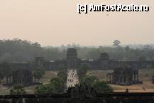 P04 [FEB-2012] Angkor Wat se poate vedea si din balon...pentru cei care au curajul :-)