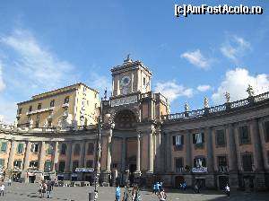 [P16] Foro Carlino din Piazza Dante » foto by Carmen Ion
 - 
<span class="allrVoted glyphicon glyphicon-heart hidden" id="av574338"></span>
<a class="m-l-10 hidden" id="sv574338" onclick="voting_Foto_DelVot(,574338,5128)" role="button">șterge vot <span class="glyphicon glyphicon-remove"></span></a>
<a id="v9574338" class=" c-red"  onclick="voting_Foto_SetVot(574338)" role="button"><span class="glyphicon glyphicon-heart-empty"></span> <b>LIKE</b> = Votează poza</a> <img class="hidden"  id="f574338W9" src="/imagini/loader.gif" border="0" /><span class="AjErrMes hidden" id="e574338ErM"></span>