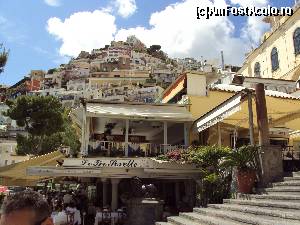 [P18] Positano fotografiat de la o terasă de pe plajă » foto by Carmen Ion
 - 
<span class="allrVoted glyphicon glyphicon-heart hidden" id="av574384"></span>
<a class="m-l-10 hidden" id="sv574384" onclick="voting_Foto_DelVot(,574384,5128)" role="button">șterge vot <span class="glyphicon glyphicon-remove"></span></a>
<a id="v9574384" class=" c-red"  onclick="voting_Foto_SetVot(574384)" role="button"><span class="glyphicon glyphicon-heart-empty"></span> <b>LIKE</b> = Votează poza</a> <img class="hidden"  id="f574384W9" src="/imagini/loader.gif" border="0" /><span class="AjErrMes hidden" id="e574384ErM"></span>