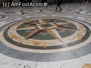 [P15] Galeria Umberto I, Napoli. » foto by mihaelavoicu
 - 
<span class="allrVoted glyphicon glyphicon-heart hidden" id="av1199736"></span>
<a class="m-l-10 hidden" id="sv1199736" onclick="voting_Foto_DelVot(,1199736,5128)" role="button">șterge vot <span class="glyphicon glyphicon-remove"></span></a>
<a id="v91199736" class=" c-red"  onclick="voting_Foto_SetVot(1199736)" role="button"><span class="glyphicon glyphicon-heart-empty"></span> <b>LIKE</b> = Votează poza</a> <img class="hidden"  id="f1199736W9" src="/imagini/loader.gif" border="0" /><span class="AjErrMes hidden" id="e1199736ErM"></span>