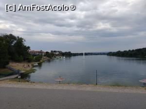 [P14] Stațiunea Srebrno Jezero văzută de pe dig. » foto by tata123 🔱
 - 
<span class="allrVoted glyphicon glyphicon-heart hidden" id="av1544297"></span>
<a class="m-l-10 hidden" id="sv1544297" onclick="voting_Foto_DelVot(,1544297,5155)" role="button">șterge vot <span class="glyphicon glyphicon-remove"></span></a>
<a id="v91544297" class=" c-red"  onclick="voting_Foto_SetVot(1544297)" role="button"><span class="glyphicon glyphicon-heart-empty"></span> <b>LIKE</b> = Votează poza</a> <img class="hidden"  id="f1544297W9" src="/imagini/loader.gif" border="0" /><span class="AjErrMes hidden" id="e1544297ErM"></span>
