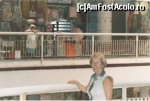 [P10] in interiorul pietei din Fortaleza la etajele superioare,in spate o brazilianca bratana » foto by grecudoina
 - 
<span class="allrVoted glyphicon glyphicon-heart hidden" id="av296191"></span>
<a class="m-l-10 hidden" id="sv296191" onclick="voting_Foto_DelVot(,296191,5180)" role="button">șterge vot <span class="glyphicon glyphicon-remove"></span></a>
<a id="v9296191" class=" c-red"  onclick="voting_Foto_SetVot(296191)" role="button"><span class="glyphicon glyphicon-heart-empty"></span> <b>LIKE</b> = Votează poza</a> <img class="hidden"  id="f296191W9" src="/imagini/loader.gif" border="0" /><span class="AjErrMes hidden" id="e296191ErM"></span>