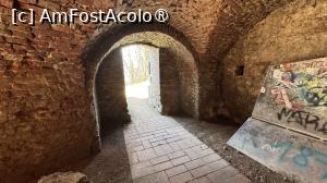 [P27] Poarta gotica » foto by Mika
 - 
<span class="allrVoted glyphicon glyphicon-heart hidden" id="av1521677"></span>
<a class="m-l-10 hidden" id="sv1521677" onclick="voting_Foto_DelVot(,1521677,5228)" role="button">șterge vot <span class="glyphicon glyphicon-remove"></span></a>
<a id="v91521677" class=" c-red"  onclick="voting_Foto_SetVot(1521677)" role="button"><span class="glyphicon glyphicon-heart-empty"></span> <b>LIKE</b> = Votează poza</a> <img class="hidden"  id="f1521677W9" src="/imagini/loader.gif" border="0" /><span class="AjErrMes hidden" id="e1521677ErM"></span>