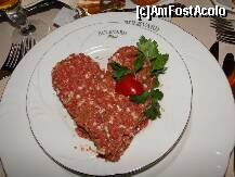 [P05] Biftecul tartar. » foto by spezam
 - 
<span class="allrVoted glyphicon glyphicon-heart hidden" id="av186287"></span>
<a class="m-l-10 hidden" id="sv186287" onclick="voting_Foto_DelVot(,186287,5266)" role="button">șterge vot <span class="glyphicon glyphicon-remove"></span></a>
<a id="v9186287" class=" c-red"  onclick="voting_Foto_SetVot(186287)" role="button"><span class="glyphicon glyphicon-heart-empty"></span> <b>LIKE</b> = Votează poza</a> <img class="hidden"  id="f186287W9" src="/imagini/loader.gif" border="0" /><span class="AjErrMes hidden" id="e186287ErM"></span>