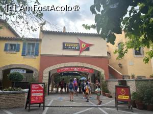 [P40] Ferrari Land, intrare » foto by MaraMura
 - 
<span class="allrVoted glyphicon glyphicon-heart hidden" id="av1487968"></span>
<a class="m-l-10 hidden" id="sv1487968" onclick="voting_Foto_DelVot(,1487968,5455)" role="button">șterge vot <span class="glyphicon glyphicon-remove"></span></a>
<a id="v91487968" class=" c-red"  onclick="voting_Foto_SetVot(1487968)" role="button"><span class="glyphicon glyphicon-heart-empty"></span> <b>LIKE</b> = Votează poza</a> <img class="hidden"  id="f1487968W9" src="/imagini/loader.gif" border="0" /><span class="AjErrMes hidden" id="e1487968ErM"></span>