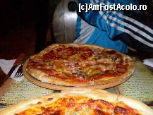 [P10] Casa Piratilor Oradea - 2 pizza normale, la 10 lei bucata » foto by presario
 - 
<span class="allrVoted glyphicon glyphicon-heart hidden" id="av66764"></span>
<a class="m-l-10 hidden" id="sv66764" onclick="voting_Foto_DelVot(,66764,5534)" role="button">șterge vot <span class="glyphicon glyphicon-remove"></span></a>
<a id="v966764" class=" c-red"  onclick="voting_Foto_SetVot(66764)" role="button"><span class="glyphicon glyphicon-heart-empty"></span> <b>LIKE</b> = Votează poza</a> <img class="hidden"  id="f66764W9" src="/imagini/loader.gif" border="0" /><span class="AjErrMes hidden" id="e66764ErM"></span>