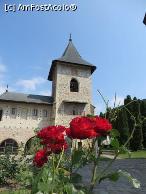 P03 [JUL-2016] Turnul-clopotniță ridicat de Ștefan cel Mare - Mănăstirea Bistrița - Neamț. 