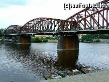 [P22] Zeleznicni Most, Praha, Republica Cehă este un pod de cale ferată ce leagă Vysehrad de Smichov peste râul Vltava. Originalul a fost construit în 1872, iar la începutul secolului XX a fost terminat actualul pod. Are o lungime de 196,3 metri. » foto by badge®
 - 
<span class="allrVoted glyphicon glyphicon-heart hidden" id="av175489"></span>
<a class="m-l-10 hidden" id="sv175489" onclick="voting_Foto_DelVot(,175489,5760)" role="button">șterge vot <span class="glyphicon glyphicon-remove"></span></a>
<a id="v9175489" class=" c-red"  onclick="voting_Foto_SetVot(175489)" role="button"><span class="glyphicon glyphicon-heart-empty"></span> <b>LIKE</b> = Votează poza</a> <img class="hidden"  id="f175489W9" src="/imagini/loader.gif" border="0" /><span class="AjErrMes hidden" id="e175489ErM"></span>
