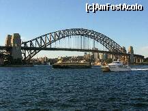 [P24] Harbour Bridge, Sydney, Australia a fost inaugurat la 1932, iar până în 1967 a fost cea mai înaltă construcţie din oraş. Figurează in Cartea Recordurilor ca fiind podul cu cel mai mare arc din lume. Totodată este şi cel mai înalt pod din categoria sa, măsurând 134m din vârf până la nivelul apei. » foto by badge®
 - 
<span class="allrVoted glyphicon glyphicon-heart hidden" id="av175491"></span>
<a class="m-l-10 hidden" id="sv175491" onclick="voting_Foto_DelVot(,175491,5760)" role="button">șterge vot <span class="glyphicon glyphicon-remove"></span></a>
<a id="v9175491" class=" c-red"  onclick="voting_Foto_SetVot(175491)" role="button"><span class="glyphicon glyphicon-heart-empty"></span> <b>LIKE</b> = Votează poza</a> <img class="hidden"  id="f175491W9" src="/imagini/loader.gif" border="0" /><span class="AjErrMes hidden" id="e175491ErM"></span>