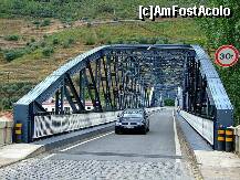 [P34] Ponte do Pinhão, Portugalia. Nu se pot spune prea multe despre el decât că trece peste râul Douro în amonte de Porto, legând micul oraş Pinhão de principalele podgorii şi Quintas ale marilor producători de vin de Porto. » foto by badge®
 - 
<span class="allrVoted glyphicon glyphicon-heart hidden" id="av175501"></span>
<a class="m-l-10 hidden" id="sv175501" onclick="voting_Foto_DelVot(,175501,5760)" role="button">șterge vot <span class="glyphicon glyphicon-remove"></span></a>
<a id="v9175501" class=" c-red"  onclick="voting_Foto_SetVot(175501)" role="button"><span class="glyphicon glyphicon-heart-empty"></span> <b>LIKE</b> = Votează poza</a> <img class="hidden"  id="f175501W9" src="/imagini/loader.gif" border="0" /><span class="AjErrMes hidden" id="e175501ErM"></span>