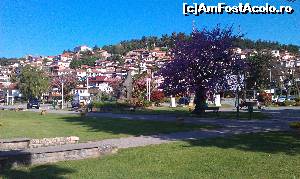 [P02] Orașul Vechi (Old Town) văzut din portul orașului Ohrid, Macedonia.  » foto by traian.leuca †
 - 
<span class="allrVoted glyphicon glyphicon-heart hidden" id="av622369"></span>
<a class="m-l-10 hidden" id="sv622369" onclick="voting_Foto_DelVot(,622369,5763)" role="button">șterge vot <span class="glyphicon glyphicon-remove"></span></a>
<a id="v9622369" class=" c-red"  onclick="voting_Foto_SetVot(622369)" role="button"><span class="glyphicon glyphicon-heart-empty"></span> <b>LIKE</b> = Votează poza</a> <img class="hidden"  id="f622369W9" src="/imagini/loader.gif" border="0" /><span class="AjErrMes hidden" id="e622369ErM"></span>