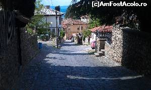 [P25] Strada Ilindeska ce urcă la cetatea din orașul Ohrid, Macedonia.  » foto by traian.leuca †
 - 
<span class="allrVoted glyphicon glyphicon-heart hidden" id="av622403"></span>
<a class="m-l-10 hidden" id="sv622403" onclick="voting_Foto_DelVot(,622403,5763)" role="button">șterge vot <span class="glyphicon glyphicon-remove"></span></a>
<a id="v9622403" class=" c-red"  onclick="voting_Foto_SetVot(622403)" role="button"><span class="glyphicon glyphicon-heart-empty"></span> <b>LIKE</b> = Votează poza</a> <img class="hidden"  id="f622403W9" src="/imagini/loader.gif" border="0" /><span class="AjErrMes hidden" id="e622403ErM"></span>