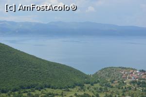 [P07] Lacul Ohrid şi satul Trpejca văzute de la poalele muntelui Magaro,Macedonia(FYROM). » foto by traian.leuca †
 - 
<span class="allrVoted glyphicon glyphicon-heart hidden" id="av924797"></span>
<a class="m-l-10 hidden" id="sv924797" onclick="voting_Foto_DelVot(,924797,5763)" role="button">șterge vot <span class="glyphicon glyphicon-remove"></span></a>
<a id="v9924797" class=" c-red"  onclick="voting_Foto_SetVot(924797)" role="button"><span class="glyphicon glyphicon-heart-empty"></span> <b>LIKE</b> = Votează poza</a> <img class="hidden"  id="f924797W9" src="/imagini/loader.gif" border="0" /><span class="AjErrMes hidden" id="e924797ErM"></span>
