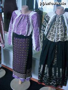 [P21] Muzeul Costumelor Populare din Romania - port popular femeiesc » foto by magdalena
 - 
<span class="allrVoted glyphicon glyphicon-heart hidden" id="av234659"></span>
<a class="m-l-10 hidden" id="sv234659" onclick="voting_Foto_DelVot(,234659,5895)" role="button">șterge vot <span class="glyphicon glyphicon-remove"></span></a>
<a id="v9234659" class=" c-red"  onclick="voting_Foto_SetVot(234659)" role="button"><span class="glyphicon glyphicon-heart-empty"></span> <b>LIKE</b> = Votează poza</a> <img class="hidden"  id="f234659W9" src="/imagini/loader.gif" border="0" /><span class="AjErrMes hidden" id="e234659ErM"></span>