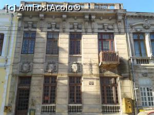 [P19] casa Toff 1900 bd. Cuza 159 » foto by Mitica49
 - 
<span class="allrVoted glyphicon glyphicon-heart hidden" id="av723938"></span>
<a class="m-l-10 hidden" id="sv723938" onclick="voting_Foto_DelVot(,723938,5899)" role="button">șterge vot <span class="glyphicon glyphicon-remove"></span></a>
<a id="v9723938" class=" c-red"  onclick="voting_Foto_SetVot(723938)" role="button"><span class="glyphicon glyphicon-heart-empty"></span> <b>LIKE</b> = Votează poza</a> <img class="hidden"  id="f723938W9" src="/imagini/loader.gif" border="0" /><span class="AjErrMes hidden" id="e723938ErM"></span>