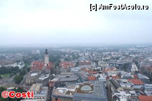 [P36] Promenadă în Leipzig / Vedere din City-Hochhaus. În stânga, turnul Noii Primării; În dreapta, Thomaskirche.  » foto by Costi
 - 
<span class="allrVoted glyphicon glyphicon-heart hidden" id="av383821"></span>
<a class="m-l-10 hidden" id="sv383821" onclick="voting_Foto_DelVot(,383821,5925)" role="button">șterge vot <span class="glyphicon glyphicon-remove"></span></a>
<a id="v9383821" class=" c-red"  onclick="voting_Foto_SetVot(383821)" role="button"><span class="glyphicon glyphicon-heart-empty"></span> <b>LIKE</b> = Votează poza</a> <img class="hidden"  id="f383821W9" src="/imagini/loader.gif" border="0" /><span class="AjErrMes hidden" id="e383821ErM"></span>