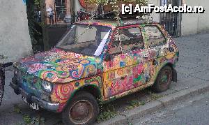 [P01] Celebrul Fiat 500 a anilor'60 din Polonia, care a circulat şi în România, expus pe una din străzile cartierului Kazimierz din Cracovia.  » foto by traian.leuca †
 - 
<span class="allrVoted glyphicon glyphicon-heart hidden" id="av487829"></span>
<a class="m-l-10 hidden" id="sv487829" onclick="voting_Foto_DelVot(,487829,5995)" role="button">șterge vot <span class="glyphicon glyphicon-remove"></span></a>
<a id="v9487829" class=" c-red"  onclick="voting_Foto_SetVot(487829)" role="button"><span class="glyphicon glyphicon-heart-empty"></span> <b>LIKE</b> = Votează poza</a> <img class="hidden"  id="f487829W9" src="/imagini/loader.gif" border="0" /><span class="AjErrMes hidden" id="e487829ErM"></span>