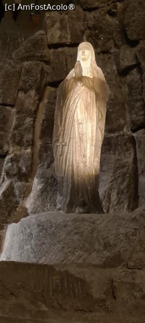 [P20] Statuie din sare » foto by Tonyc
 - 
<span class="allrVoted glyphicon glyphicon-heart hidden" id="av1526575"></span>
<a class="m-l-10 hidden" id="sv1526575" onclick="voting_Foto_DelVot(,1526575,5995)" role="button">șterge vot <span class="glyphicon glyphicon-remove"></span></a>
<a id="v91526575" class=" c-red"  onclick="voting_Foto_SetVot(1526575)" role="button"><span class="glyphicon glyphicon-heart-empty"></span> <b>LIKE</b> = Votează poza</a> <img class="hidden"  id="f1526575W9" src="/imagini/loader.gif" border="0" /><span class="AjErrMes hidden" id="e1526575ErM"></span>