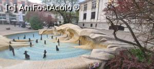 [P05] Fantana in centru » foto by Tonyc
 - 
<span class="allrVoted glyphicon glyphicon-heart hidden" id="av1526560"></span>
<a class="m-l-10 hidden" id="sv1526560" onclick="voting_Foto_DelVot(,1526560,5995)" role="button">șterge vot <span class="glyphicon glyphicon-remove"></span></a>
<a id="v91526560" class=" c-red"  onclick="voting_Foto_SetVot(1526560)" role="button"><span class="glyphicon glyphicon-heart-empty"></span> <b>LIKE</b> = Votează poza</a> <img class="hidden"  id="f1526560W9" src="/imagini/loader.gif" border="0" /><span class="AjErrMes hidden" id="e1526560ErM"></span>