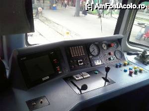 [P48] Muzeul CFR la 75 de ani - cabina locomotivei electrice » foto by Dragoș_MD
 - 
<span class="allrVoted glyphicon glyphicon-heart hidden" id="av515499"></span>
<a class="m-l-10 hidden" id="sv515499" onclick="voting_Foto_DelVot(,515499,6042)" role="button">șterge vot <span class="glyphicon glyphicon-remove"></span></a>
<a id="v9515499" class=" c-red"  onclick="voting_Foto_SetVot(515499)" role="button"><span class="glyphicon glyphicon-heart-empty"></span> <b>LIKE</b> = Votează poza</a> <img class="hidden"  id="f515499W9" src="/imagini/loader.gif" border="0" /><span class="AjErrMes hidden" id="e515499ErM"></span>