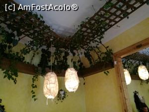 [P75] Samsara Food House, corpuri de iluminat și plante » foto by crismis
 - 
<span class="allrVoted glyphicon glyphicon-heart hidden" id="av814383"></span>
<a class="m-l-10 hidden" id="sv814383" onclick="voting_Foto_DelVot(,814383,6063)" role="button">șterge vot <span class="glyphicon glyphicon-remove"></span></a>
<a id="v9814383" class=" c-red"  onclick="voting_Foto_SetVot(814383)" role="button"><span class="glyphicon glyphicon-heart-empty"></span> <b>LIKE</b> = Votează poza</a> <img class="hidden"  id="f814383W9" src="/imagini/loader.gif" border="0" /><span class="AjErrMes hidden" id="e814383ErM"></span>