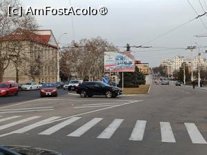 [P53] Tiraspol, Strada 25 Octombrie, am revenit spre Monumentul lui Suvorov, se vede puțin în stânga clădirea gimnaziului » foto by mprofeanu
 - 
<span class="allrVoted glyphicon glyphicon-heart hidden" id="av1492692"></span>
<a class="m-l-10 hidden" id="sv1492692" onclick="voting_Foto_DelVot(,1492692,6113)" role="button">șterge vot <span class="glyphicon glyphicon-remove"></span></a>
<a id="v91492692" class=" c-red"  onclick="voting_Foto_SetVot(1492692)" role="button"><span class="glyphicon glyphicon-heart-empty"></span> <b>LIKE</b> = Votează poza</a> <img class="hidden"  id="f1492692W9" src="/imagini/loader.gif" border="0" /><span class="AjErrMes hidden" id="e1492692ErM"></span>