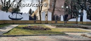 [P52] Tighina - Bender, Piața Eliberării, Figurinele, un ansamblu artistic cu tematică istorică și mitologică » foto by mprofeanu
 - 
<span class="allrVoted glyphicon glyphicon-heart hidden" id="av1510474"></span>
<a class="m-l-10 hidden" id="sv1510474" onclick="voting_Foto_DelVot(,1510474,6113)" role="button">șterge vot <span class="glyphicon glyphicon-remove"></span></a>
<a id="v91510474" class=" c-red"  onclick="voting_Foto_SetVot(1510474)" role="button"><span class="glyphicon glyphicon-heart-empty"></span> <b>LIKE</b> = Votează poza</a> <img class="hidden"  id="f1510474W9" src="/imagini/loader.gif" border="0" /><span class="AjErrMes hidden" id="e1510474ErM"></span>