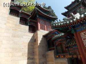 [P24] Beijing, Palatul de Vară, Pavilionul cu cinci locații ale lui Buddha ce înconjoară Turnul de Bronz » foto by mprofeanu
 - 
<span class="allrVoted glyphicon glyphicon-heart hidden" id="av835359"></span>
<a class="m-l-10 hidden" id="sv835359" onclick="voting_Foto_DelVot(,835359,6234)" role="button">șterge vot <span class="glyphicon glyphicon-remove"></span></a>
<a id="v9835359" class=" c-red"  onclick="voting_Foto_SetVot(835359)" role="button"><span class="glyphicon glyphicon-heart-empty"></span> <b>LIKE</b> = Votează poza</a> <img class="hidden"  id="f835359W9" src="/imagini/loader.gif" border="0" /><span class="AjErrMes hidden" id="e835359ErM"></span>