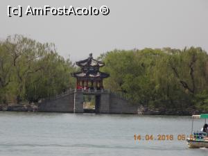 [P39] Beijing, Palatul de Vară, Podul Oglindă pe Lacul Kunming » foto by mprofeanu
 - 
<span class="allrVoted glyphicon glyphicon-heart hidden" id="av835374"></span>
<a class="m-l-10 hidden" id="sv835374" onclick="voting_Foto_DelVot(,835374,6234)" role="button">șterge vot <span class="glyphicon glyphicon-remove"></span></a>
<a id="v9835374" class=" c-red"  onclick="voting_Foto_SetVot(835374)" role="button"><span class="glyphicon glyphicon-heart-empty"></span> <b>LIKE</b> = Votează poza</a> <img class="hidden"  id="f835374W9" src="/imagini/loader.gif" border="0" /><span class="AjErrMes hidden" id="e835374ErM"></span>