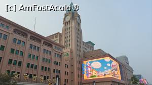 [P29] celebrul turn cu ceas al magazinului Wangfujing Department Store » foto by elenaadina
 - 
<span class="allrVoted glyphicon glyphicon-heart hidden" id="av1534341"></span>
<a class="m-l-10 hidden" id="sv1534341" onclick="voting_Foto_DelVot(,1534341,6234)" role="button">șterge vot <span class="glyphicon glyphicon-remove"></span></a>
<a id="v91534341" class=" c-red"  onclick="voting_Foto_SetVot(1534341)" role="button"><span class="glyphicon glyphicon-heart-empty"></span> <b>LIKE</b> = Votează poza</a> <img class="hidden"  id="f1534341W9" src="/imagini/loader.gif" border="0" /><span class="AjErrMes hidden" id="e1534341ErM"></span>