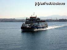 [P10] Ferry-boat-ul pe ruta Killitbahir-Canakkale » foto by cristisch2003
 - 
<span class="allrVoted glyphicon glyphicon-heart hidden" id="av217978"></span>
<a class="m-l-10 hidden" id="sv217978" onclick="voting_Foto_DelVot(,217978,6419)" role="button">șterge vot <span class="glyphicon glyphicon-remove"></span></a>
<a id="v9217978" class=" c-red"  onclick="voting_Foto_SetVot(217978)" role="button"><span class="glyphicon glyphicon-heart-empty"></span> <b>LIKE</b> = Votează poza</a> <img class="hidden"  id="f217978W9" src="/imagini/loader.gif" border="0" /><span class="AjErrMes hidden" id="e217978ErM"></span>