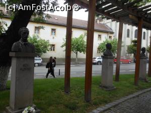 [P17] Odorheiu Secuiesc - În piața centrală, Parcul Memorial. » foto by iulianic
 - 
<span class="allrVoted glyphicon glyphicon-heart hidden" id="av1370449"></span>
<a class="m-l-10 hidden" id="sv1370449" onclick="voting_Foto_DelVot(,1370449,6675)" role="button">șterge vot <span class="glyphicon glyphicon-remove"></span></a>
<a id="v91370449" class=" c-red"  onclick="voting_Foto_SetVot(1370449)" role="button"><span class="glyphicon glyphicon-heart-empty"></span> <b>LIKE</b> = Votează poza</a> <img class="hidden"  id="f1370449W9" src="/imagini/loader.gif" border="0" /><span class="AjErrMes hidden" id="e1370449ErM"></span>