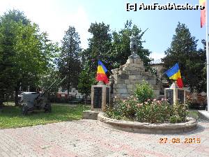 [P11] Pucioasa - Monumentul Eroilor căzuţi în primul război mondial.  » foto by iulianic
 - 
<span class="allrVoted glyphicon glyphicon-heart hidden" id="av632689"></span>
<a class="m-l-10 hidden" id="sv632689" onclick="voting_Foto_DelVot(,632689,6734)" role="button">șterge vot <span class="glyphicon glyphicon-remove"></span></a>
<a id="v9632689" class=" c-red"  onclick="voting_Foto_SetVot(632689)" role="button"><span class="glyphicon glyphicon-heart-empty"></span> <b>LIKE</b> = Votează poza</a> <img class="hidden"  id="f632689W9" src="/imagini/loader.gif" border="0" /><span class="AjErrMes hidden" id="e632689ErM"></span>