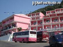 [P04] The Pink Palace - un hotel situat undeva mai sus pe munte si foarte roz » foto by pink_gabi*
 - 
<span class="allrVoted glyphicon glyphicon-heart hidden" id="av120102"></span>
<a class="m-l-10 hidden" id="sv120102" onclick="voting_Foto_DelVot(,120102,6820)" role="button">șterge vot <span class="glyphicon glyphicon-remove"></span></a>
<a id="v9120102" class=" c-red"  onclick="voting_Foto_SetVot(120102)" role="button"><span class="glyphicon glyphicon-heart-empty"></span> <b>LIKE</b> = Votează poza</a> <img class="hidden"  id="f120102W9" src="/imagini/loader.gif" border="0" /><span class="AjErrMes hidden" id="e120102ErM"></span>