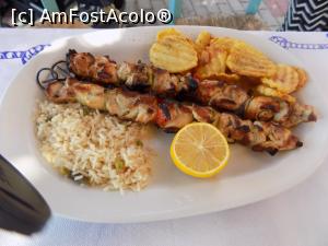 [P02] Taverna Mouses,Souvlaki » foto by over
 - 
<span class="allrVoted glyphicon glyphicon-heart hidden" id="av880168"></span>
<a class="m-l-10 hidden" id="sv880168" onclick="voting_Foto_DelVot(,880168,6854)" role="button">șterge vot <span class="glyphicon glyphicon-remove"></span></a>
<a id="v9880168" class=" c-red"  onclick="voting_Foto_SetVot(880168)" role="button"><span class="glyphicon glyphicon-heart-empty"></span> <b>LIKE</b> = Votează poza</a> <img class="hidden"  id="f880168W9" src="/imagini/loader.gif" border="0" /><span class="AjErrMes hidden" id="e880168ErM"></span>