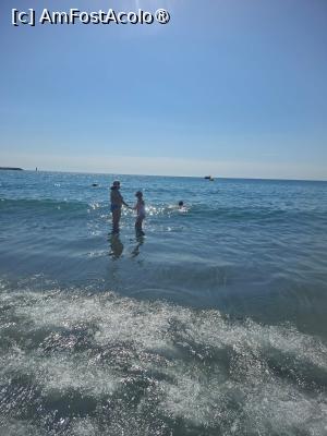 [P11] Bălăceală în mare » foto by cris1982
 - 
<span class="allrVoted glyphicon glyphicon-heart hidden" id="av1538605"></span>
<a class="m-l-10 hidden" id="sv1538605" onclick="voting_Foto_DelVot(,1538605,6872)" role="button">șterge vot <span class="glyphicon glyphicon-remove"></span></a>
<a id="v91538605" class=" c-red"  onclick="voting_Foto_SetVot(1538605)" role="button"><span class="glyphicon glyphicon-heart-empty"></span> <b>LIKE</b> = Votează poza</a> <img class="hidden"  id="f1538605W9" src="/imagini/loader.gif" border="0" /><span class="AjErrMes hidden" id="e1538605ErM"></span>