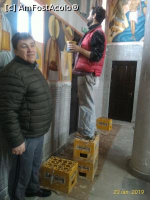 P10 <small>[JAN-2019]</small> Am vizitat biserica din Boianul Mare, care se picteaza acum. Nu ai ocazia in fiecare zi sa vezi cum se picteaza in fresca... <p> O munca titanica.  » foto by doru.culda
 - 
<span class="allrVoted glyphicon glyphicon-heart hidden" id="av1049950"></span>
<a class="m-l-10 hidden" id="sv1049950" onclick="voting_Foto_DelVot(,1049950,0)" role="button">șterge vot <span class="glyphicon glyphicon-remove"></span></a>
<a id="v91049950" class=" c-red"  onclick="voting_Foto_SetVot(1049950)" role="button"><span class="glyphicon glyphicon-heart-empty"></span> <b>LIKE</b> = Votează poza</a> <img class="hidden"  id="f1049950W9" src="/imagini/loader.gif" border="0" /><span class="AjErrMes hidden" id="e1049950ErM"></span>