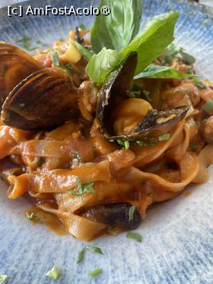 [P11] Restaurant The Boat, Constanta. Paste cu fructe de mare. » foto by Floria
 - 
<span class="allrVoted glyphicon glyphicon-heart hidden" id="av1487695"></span>
<a class="m-l-10 hidden" id="sv1487695" onclick="voting_Foto_DelVot(,1487695,6877)" role="button">șterge vot <span class="glyphicon glyphicon-remove"></span></a>
<a id="v91487695" class=" c-red"  onclick="voting_Foto_SetVot(1487695)" role="button"><span class="glyphicon glyphicon-heart-empty"></span> <b>LIKE</b> = Votează poza</a> <img class="hidden"  id="f1487695W9" src="/imagini/loader.gif" border="0" /><span class="AjErrMes hidden" id="e1487695ErM"></span>
