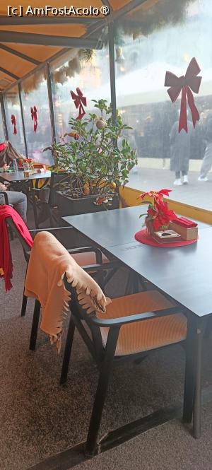 [P14] Terasa exterioară. » foto by tata123 🔱
 - 
<span class="allrVoted glyphicon glyphicon-heart hidden" id="av1516324"></span>
<a class="m-l-10 hidden" id="sv1516324" onclick="voting_Foto_DelVot(,1516324,6877)" role="button">șterge vot <span class="glyphicon glyphicon-remove"></span></a>
<a id="v91516324" class=" c-red"  onclick="voting_Foto_SetVot(1516324)" role="button"><span class="glyphicon glyphicon-heart-empty"></span> <b>LIKE</b> = Votează poza</a> <img class="hidden"  id="f1516324W9" src="/imagini/loader.gif" border="0" /><span class="AjErrMes hidden" id="e1516324ErM"></span>