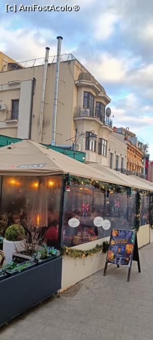 [P06] Terasa exterioară de la Green Pub. » foto by tata123 🔱
 - 
<span class="allrVoted glyphicon glyphicon-heart hidden" id="av1516316"></span>
<a class="m-l-10 hidden" id="sv1516316" onclick="voting_Foto_DelVot(,1516316,6877)" role="button">șterge vot <span class="glyphicon glyphicon-remove"></span></a>
<a id="v91516316" class=" c-red"  onclick="voting_Foto_SetVot(1516316)" role="button"><span class="glyphicon glyphicon-heart-empty"></span> <b>LIKE</b> = Votează poza</a> <img class="hidden"  id="f1516316W9" src="/imagini/loader.gif" border="0" /><span class="AjErrMes hidden" id="e1516316ErM"></span>