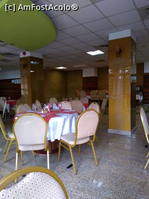 [P02] Un restaurant decent - la hotelul Cindrel » foto by Dragoș_MD
 - 
<span class="allrVoted glyphicon glyphicon-heart hidden" id="av1059575"></span>
<a class="m-l-10 hidden" id="sv1059575" onclick="voting_Foto_DelVot(,1059575,6921)" role="button">șterge vot <span class="glyphicon glyphicon-remove"></span></a>
<a id="v91059575" class=" c-red"  onclick="voting_Foto_SetVot(1059575)" role="button"><span class="glyphicon glyphicon-heart-empty"></span> <b>LIKE</b> = Votează poza</a> <img class="hidden"  id="f1059575W9" src="/imagini/loader.gif" border="0" /><span class="AjErrMes hidden" id="e1059575ErM"></span>