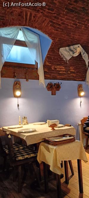 [P10] Intră și puțină lumină naturală prin ferestrele de la nivelul solului. » foto by tata123 🔱
 - 
<span class="allrVoted glyphicon glyphicon-heart hidden" id="av1517207"></span>
<a class="m-l-10 hidden" id="sv1517207" onclick="voting_Foto_DelVot(,1517207,6927)" role="button">șterge vot <span class="glyphicon glyphicon-remove"></span></a>
<a id="v91517207" class=" c-red"  onclick="voting_Foto_SetVot(1517207)" role="button"><span class="glyphicon glyphicon-heart-empty"></span> <b>LIKE</b> = Votează poza</a> <img class="hidden"  id="f1517207W9" src="/imagini/loader.gif" border="0" /><span class="AjErrMes hidden" id="e1517207ErM"></span>