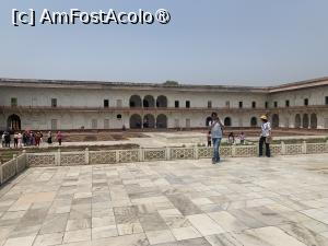 [P30] Agra Fort,India » foto by AZE
 - 
<span class="allrVoted glyphicon glyphicon-heart hidden" id="av1435994"></span>
<a class="m-l-10 hidden" id="sv1435994" onclick="voting_Foto_DelVot(,1435994,7081)" role="button">șterge vot <span class="glyphicon glyphicon-remove"></span></a>
<a id="v91435994" class=" c-red"  onclick="voting_Foto_SetVot(1435994)" role="button"><span class="glyphicon glyphicon-heart-empty"></span> <b>LIKE</b> = Votează poza</a> <img class="hidden"  id="f1435994W9" src="/imagini/loader.gif" border="0" /><span class="AjErrMes hidden" id="e1435994ErM"></span>