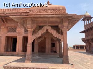 [P32] Fahtepur Sikri » foto by AZE
 - 
<span class="allrVoted glyphicon glyphicon-heart hidden" id="av1436665"></span>
<a class="m-l-10 hidden" id="sv1436665" onclick="voting_Foto_DelVot(,1436665,7081)" role="button">șterge vot <span class="glyphicon glyphicon-remove"></span></a>
<a id="v91436665" class=" c-red"  onclick="voting_Foto_SetVot(1436665)" role="button"><span class="glyphicon glyphicon-heart-empty"></span> <b>LIKE</b> = Votează poza</a> <img class="hidden"  id="f1436665W9" src="/imagini/loader.gif" border="0" /><span class="AjErrMes hidden" id="e1436665ErM"></span>