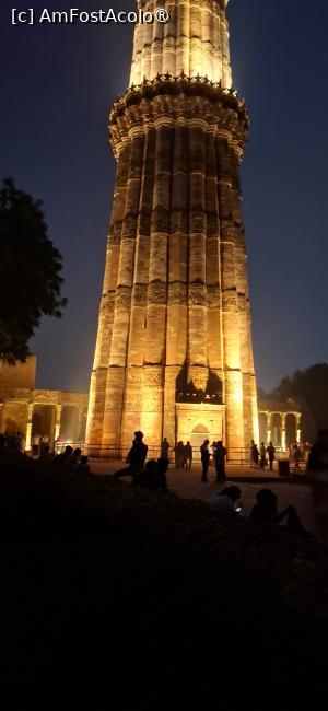 [P15] Delhi - Qutub Minar în luminile nopții. » foto by iulianic
 - 
<span class="allrVoted glyphicon glyphicon-heart hidden" id="av1466914"></span>
<a class="m-l-10 hidden" id="sv1466914" onclick="voting_Foto_DelVot(,1466914,7091)" role="button">șterge vot <span class="glyphicon glyphicon-remove"></span></a>
<a id="v91466914" class=" c-red"  onclick="voting_Foto_SetVot(1466914)" role="button"><span class="glyphicon glyphicon-heart-empty"></span> <b>LIKE</b> = Votează poza</a> <img class="hidden"  id="f1466914W9" src="/imagini/loader.gif" border="0" /><span class="AjErrMes hidden" id="e1466914ErM"></span>