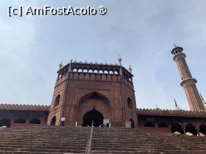 [P02] Moscheea Jama Masjid,se află la 9 m înălțime deasupra orașului vechi » foto by AZE
 - 
<span class="allrVoted glyphicon glyphicon-heart hidden" id="av1430304"></span>
<a class="m-l-10 hidden" id="sv1430304" onclick="voting_Foto_DelVot(,1430304,7091)" role="button">șterge vot <span class="glyphicon glyphicon-remove"></span></a>
<a id="v91430304" class=" c-red"  onclick="voting_Foto_SetVot(1430304)" role="button"><span class="glyphicon glyphicon-heart-empty"></span> <b>LIKE</b> = Votează poza</a> <img class="hidden"  id="f1430304W9" src="/imagini/loader.gif" border="0" /><span class="AjErrMes hidden" id="e1430304ErM"></span>