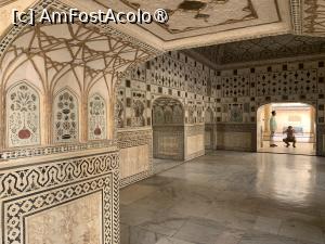 [P50] Amber Fort » foto by AZE
 - 
<span class="allrVoted glyphicon glyphicon-heart hidden" id="av1444398"></span>
<a class="m-l-10 hidden" id="sv1444398" onclick="voting_Foto_DelVot(,1444398,7099)" role="button">șterge vot <span class="glyphicon glyphicon-remove"></span></a>
<a id="v91444398" class=" c-red"  onclick="voting_Foto_SetVot(1444398)" role="button"><span class="glyphicon glyphicon-heart-empty"></span> <b>LIKE</b> = Votează poza</a> <img class="hidden"  id="f1444398W9" src="/imagini/loader.gif" border="0" /><span class="AjErrMes hidden" id="e1444398ErM"></span>