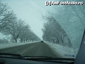 P01 [FEB-2014] Drumul din Bulgaria, dezapezit la negru + inca un metru pe marginea drumului ca sa tragi pe dreapta