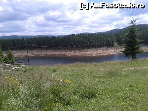 [P111] Transalpina acum, în multe imagini și puține cuvinte -Al patrulea popas, la Mânăstirea Oașa; Lacul Oașa în fața Mânăstirii » foto by Lyssys
 - 
<span class="allrVoted glyphicon glyphicon-heart hidden" id="av636604"></span>
<a class="m-l-10 hidden" id="sv636604" onclick="voting_Foto_DelVot(,636604,7149)" role="button">șterge vot <span class="glyphicon glyphicon-remove"></span></a>
<a id="v9636604" class=" c-red"  onclick="voting_Foto_SetVot(636604)" role="button"><span class="glyphicon glyphicon-heart-empty"></span> <b>LIKE</b> = Votează poza</a> <img class="hidden"  id="f636604W9" src="/imagini/loader.gif" border="0" /><span class="AjErrMes hidden" id="e636604ErM"></span>